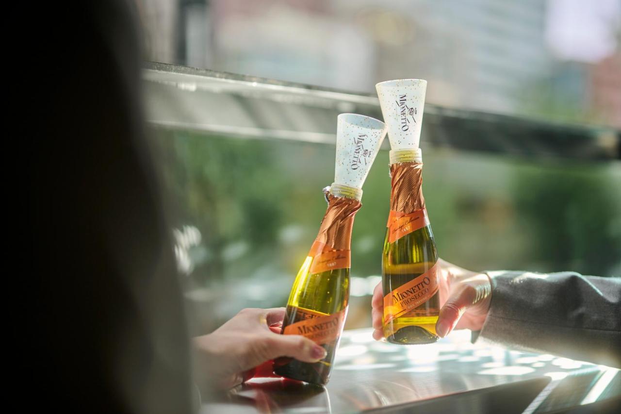 โรงแรม The Royal Park Canvas Ginza Corridor 4*